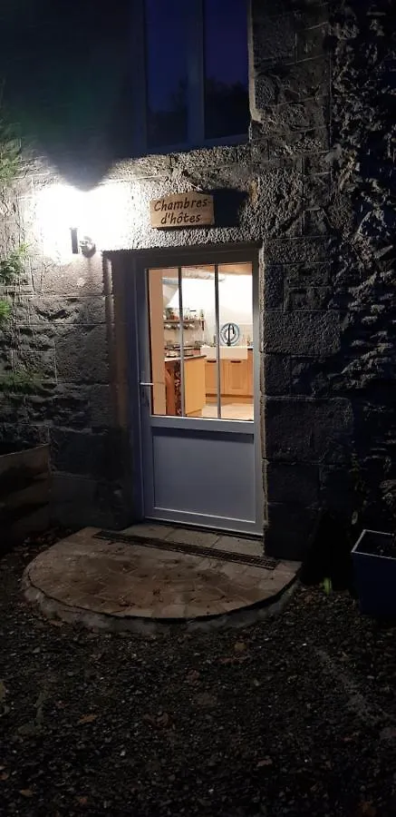 L'Eau Qui Dort - Chambres Et Tables D'Hotes Pleslin-Trigavou Bed & Breakfast
