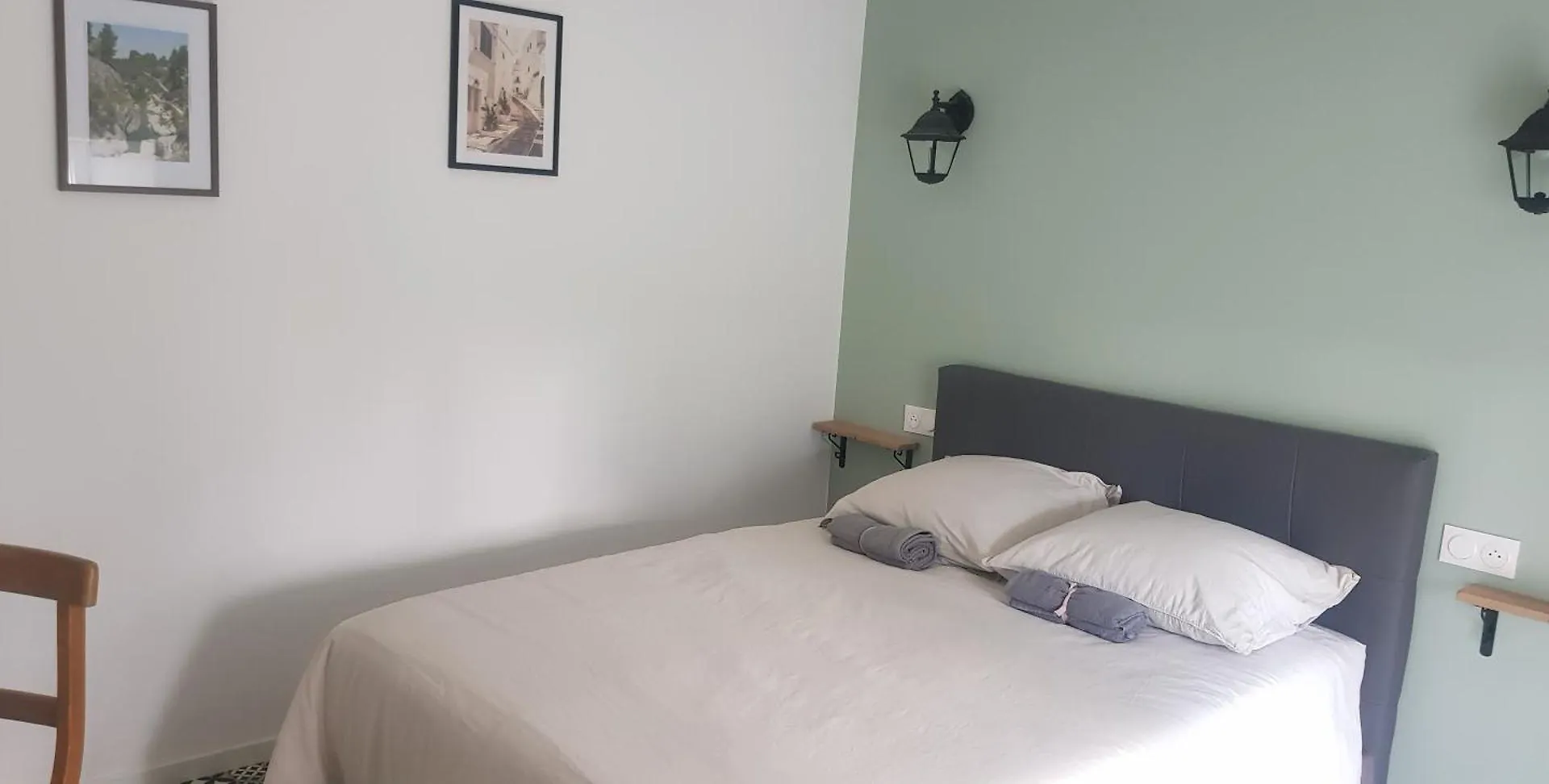 Bed & Breakfast L'Eau Qui Dort - Chambres Et Tables D'Hotes Pleslin-Trigavou